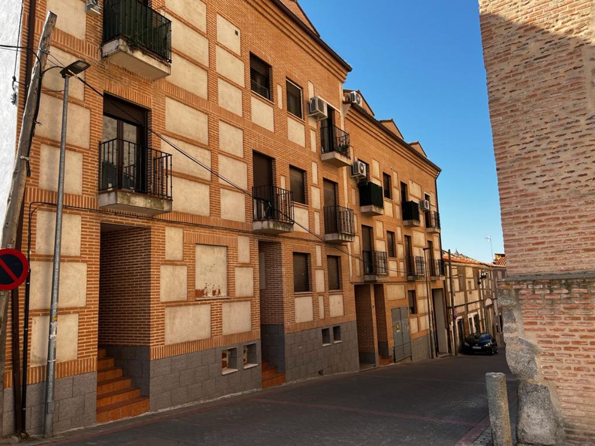 Venta de local comercial en Casarrubios del Monte