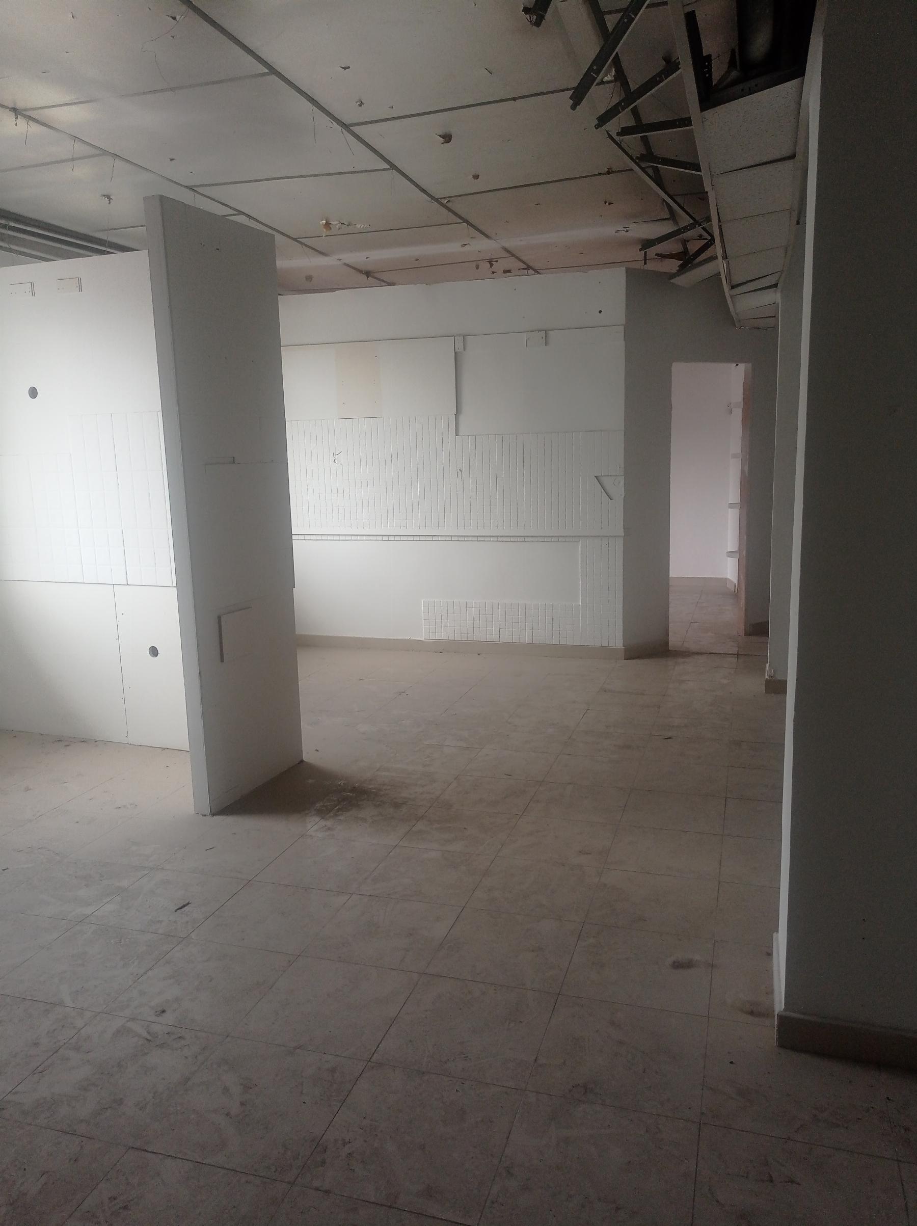 Venta de local comercial en Madrid