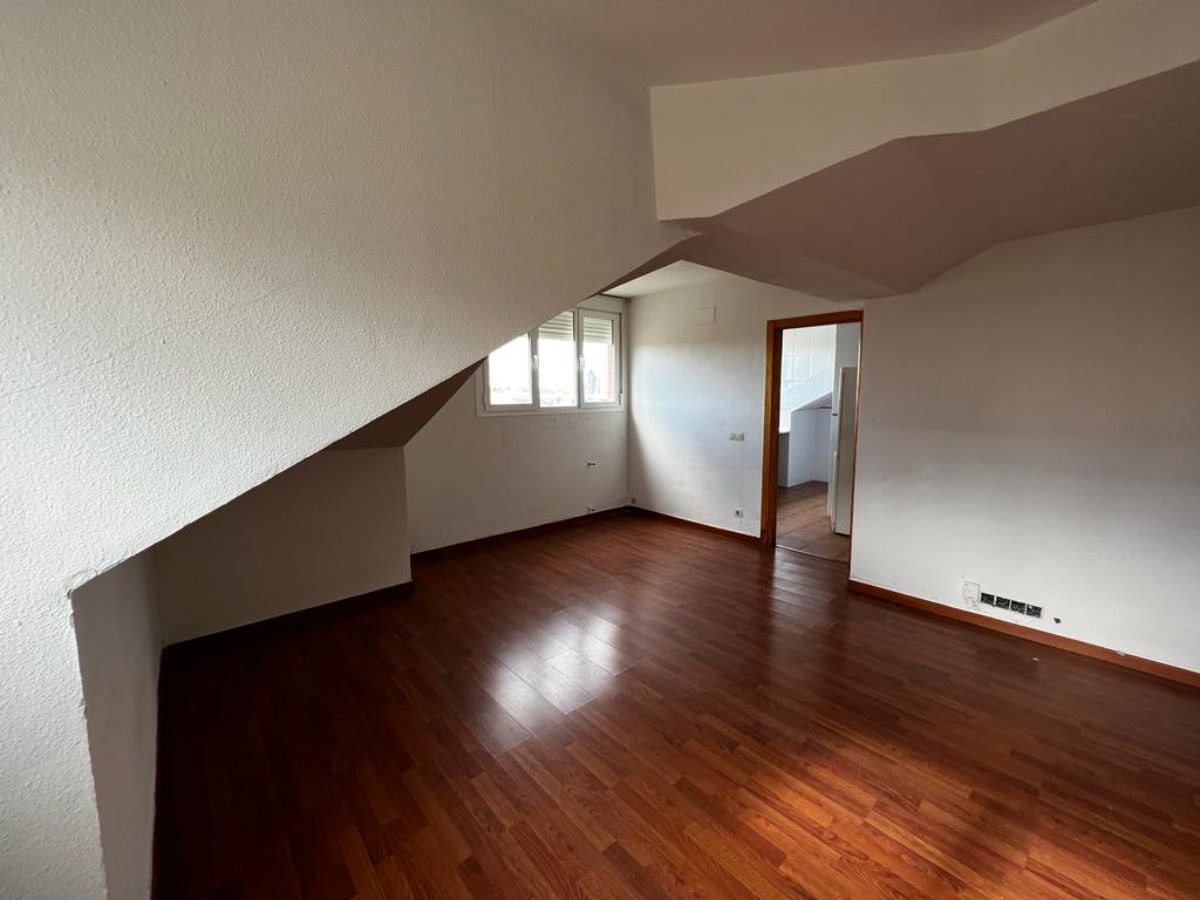 Venta de apartamento en Yeles
