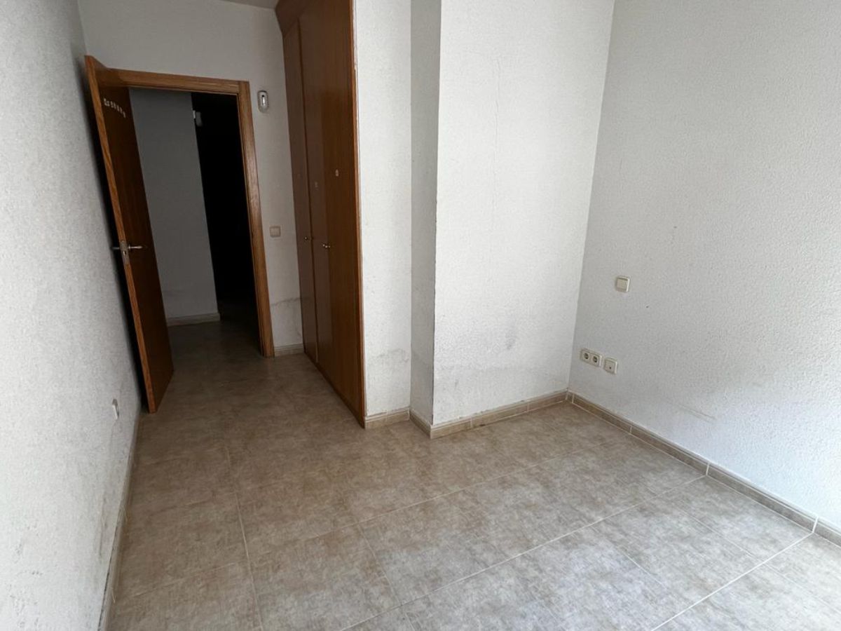 Venta de piso en Lominchar