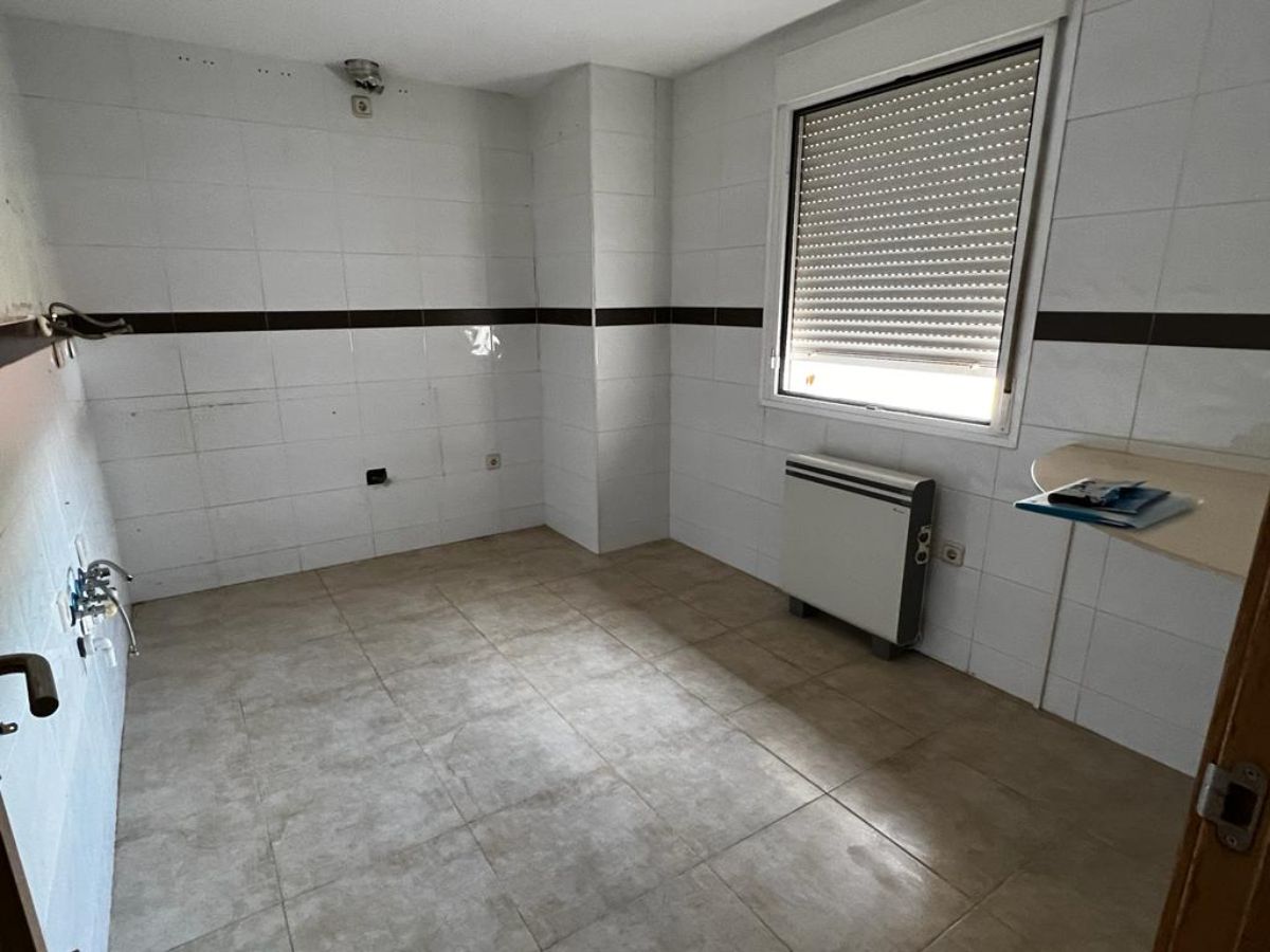 Venta de piso en Lominchar
