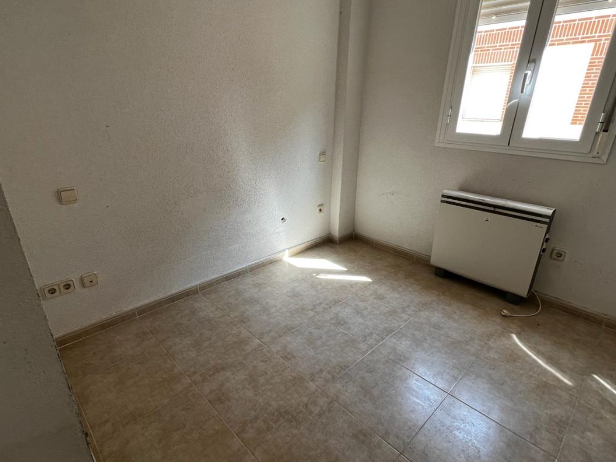 Venta de piso en Lominchar