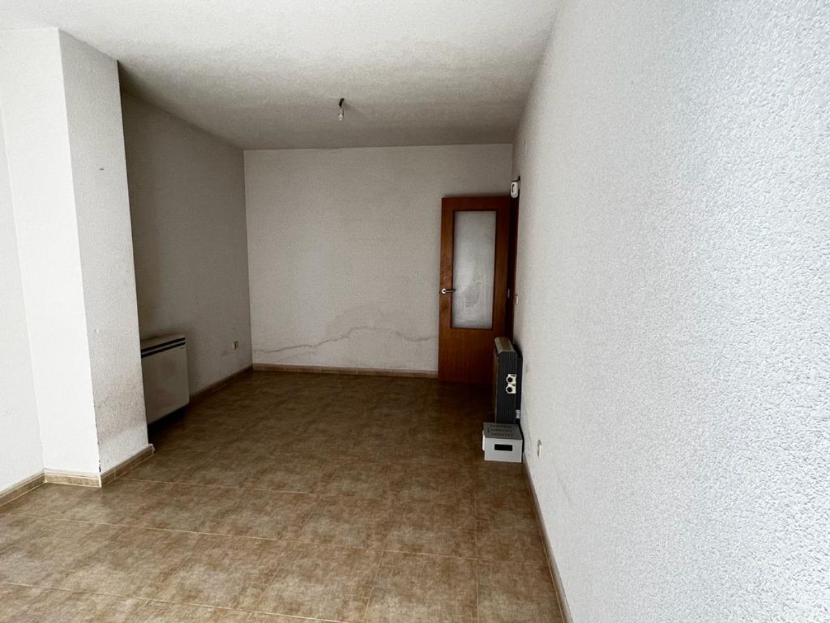 Venta de piso en Lominchar