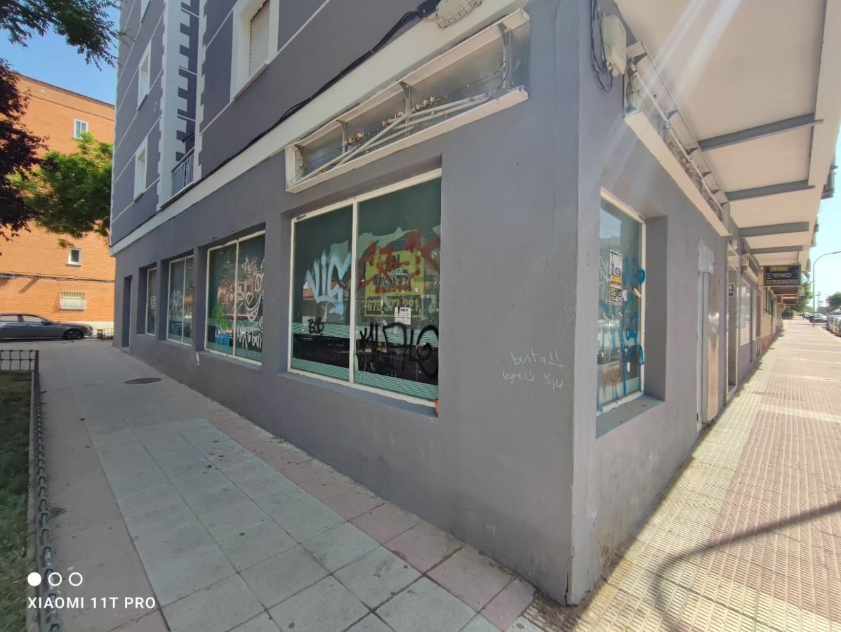 Venta de local comercial en Parla