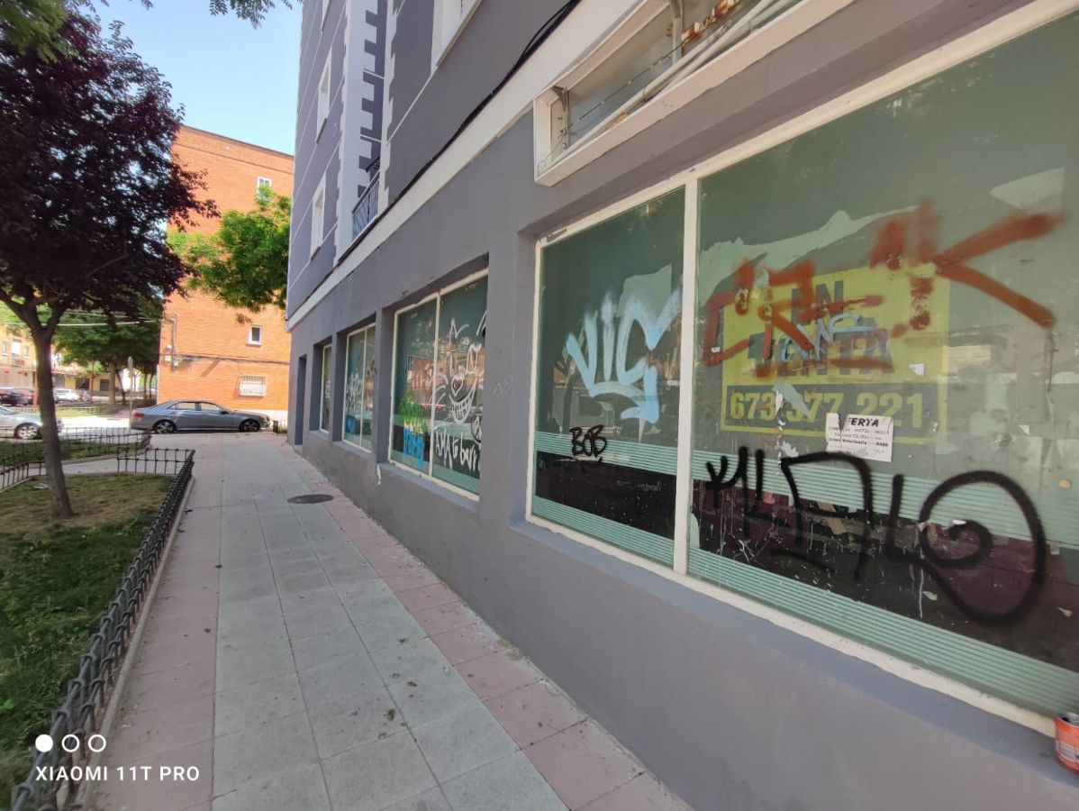 Venta de local comercial en Parla