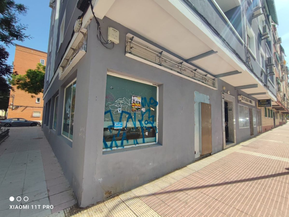 Venta de local comercial en Parla