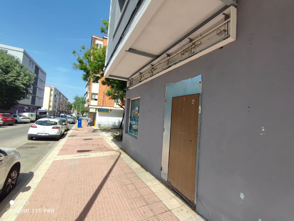 Venta de local comercial en Parla