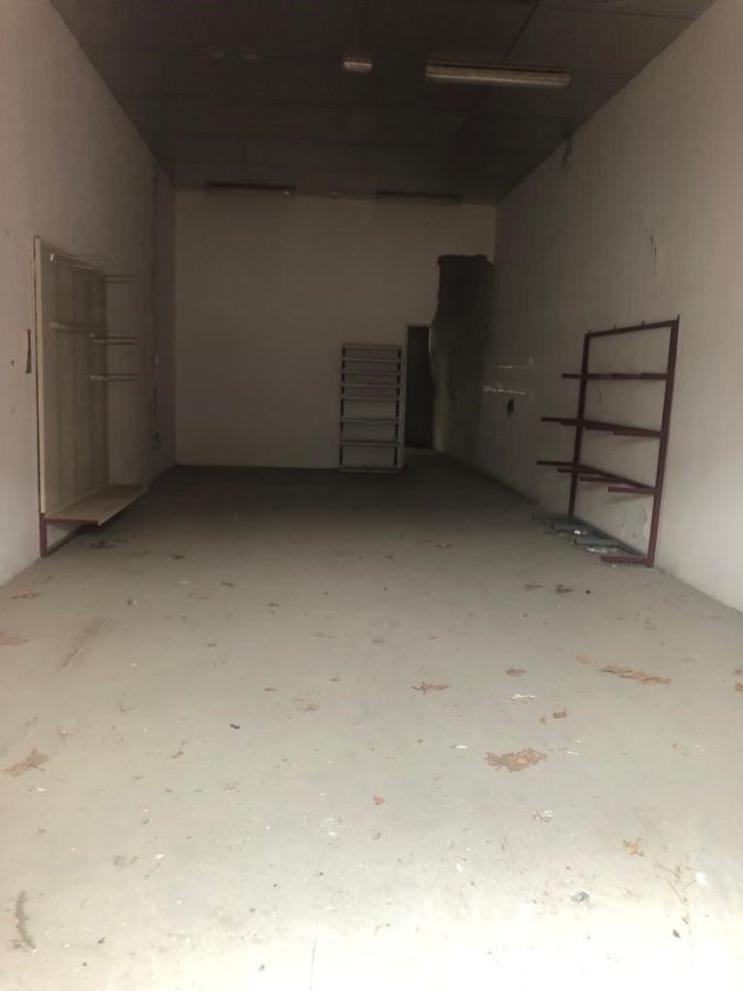 Venta de nave industrial en Sevilla la Nueva