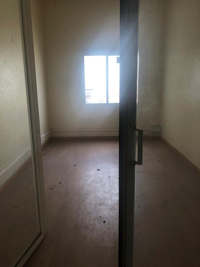 Venta de nave industrial en Sevilla la Nueva