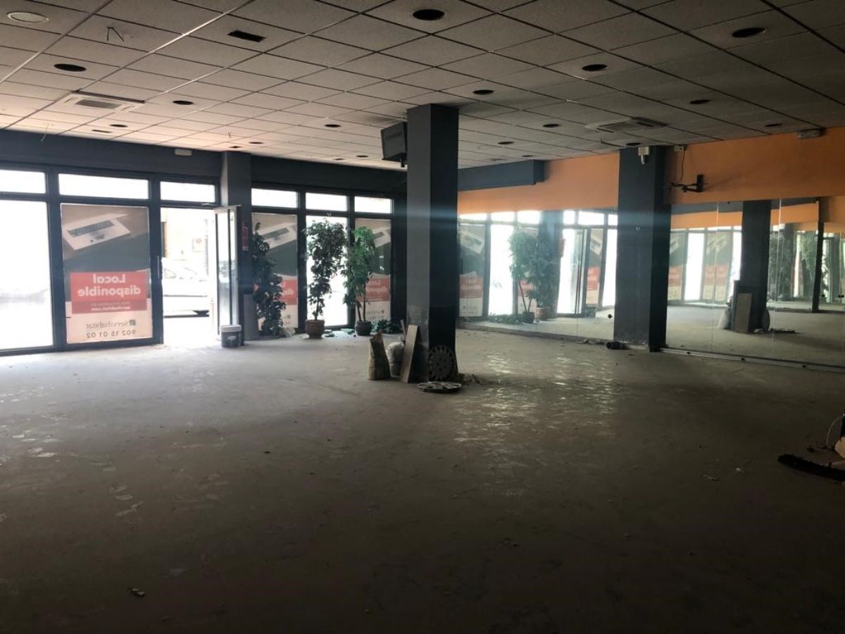 Venta de local comercial en Móstoles