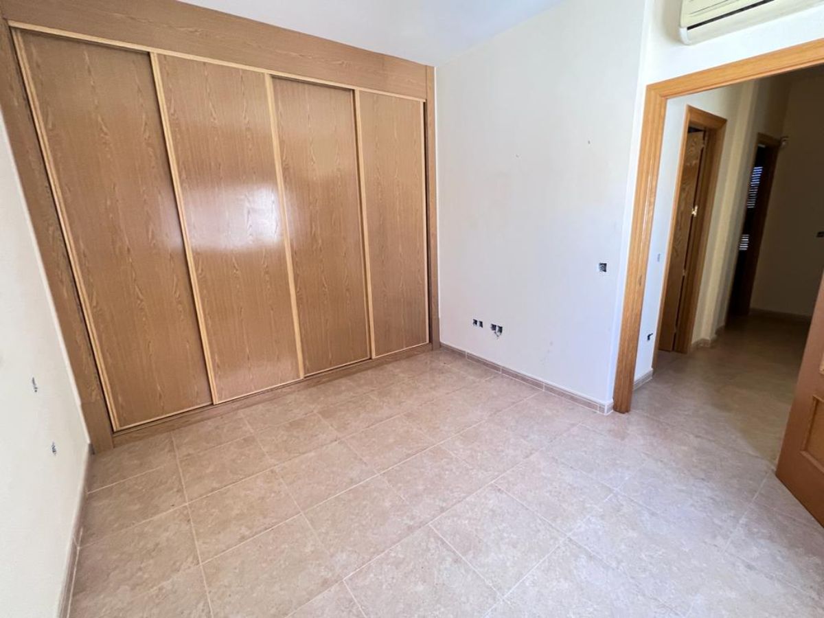 Venta de dúplex en Ontígola