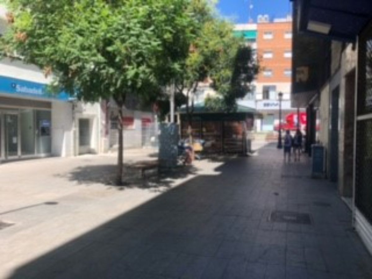 Venta de local comercial en Alcorcón