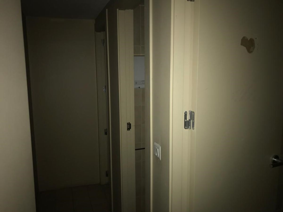 Venta de local comercial en Torres de la Alameda
