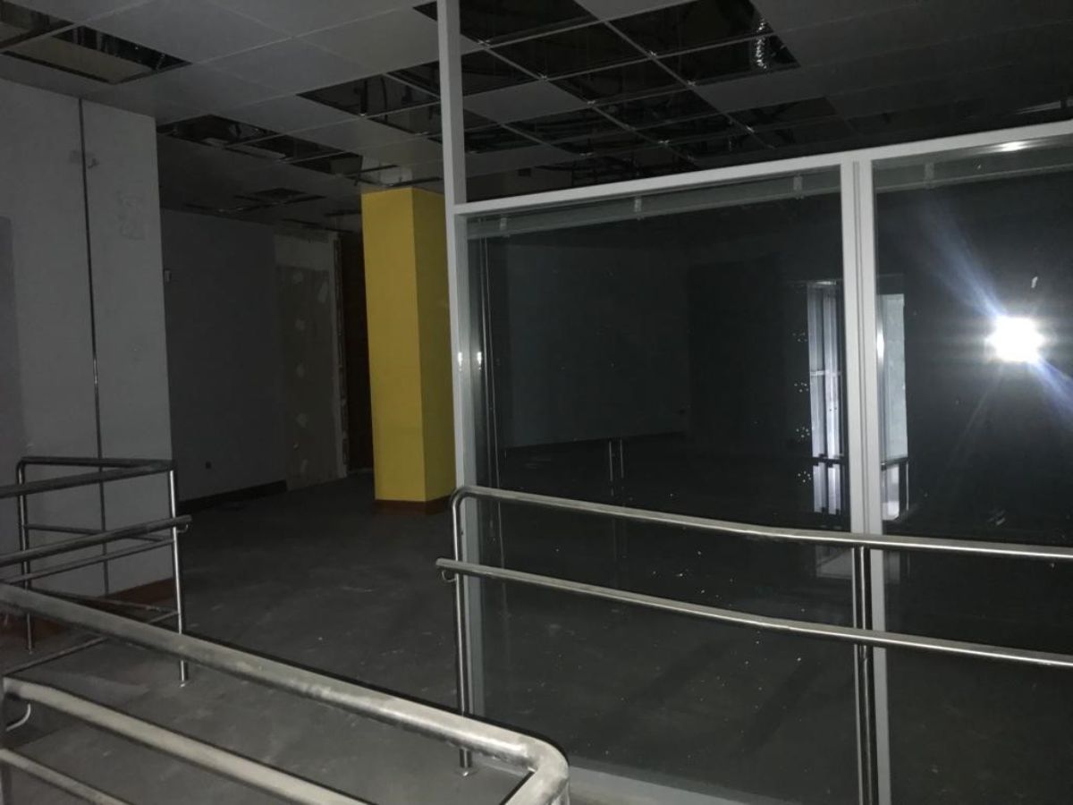 Venta de local comercial en Madrid