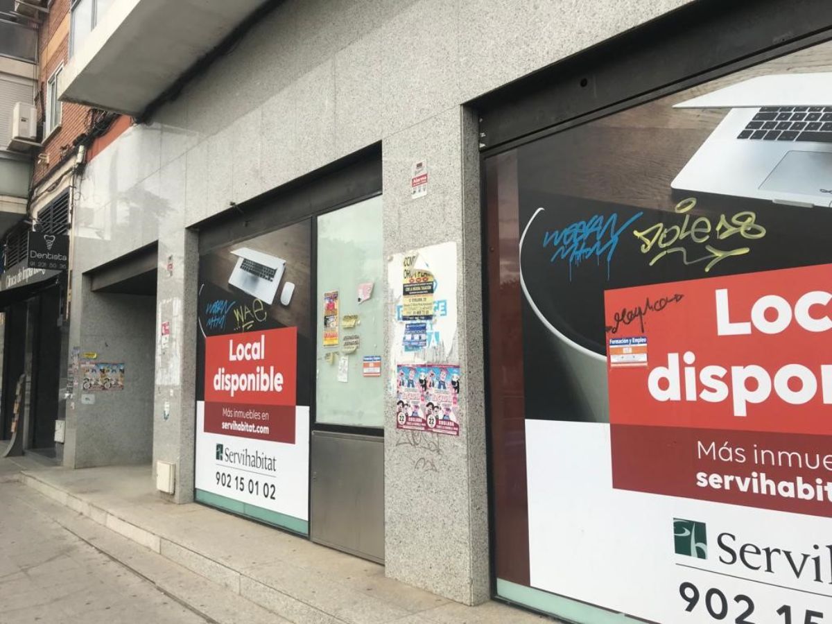 Venta de local comercial en San Fernando de Henares