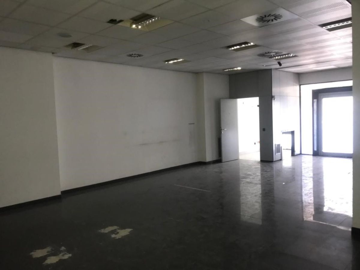 Venta de local comercial en Torrejón de Ardoz