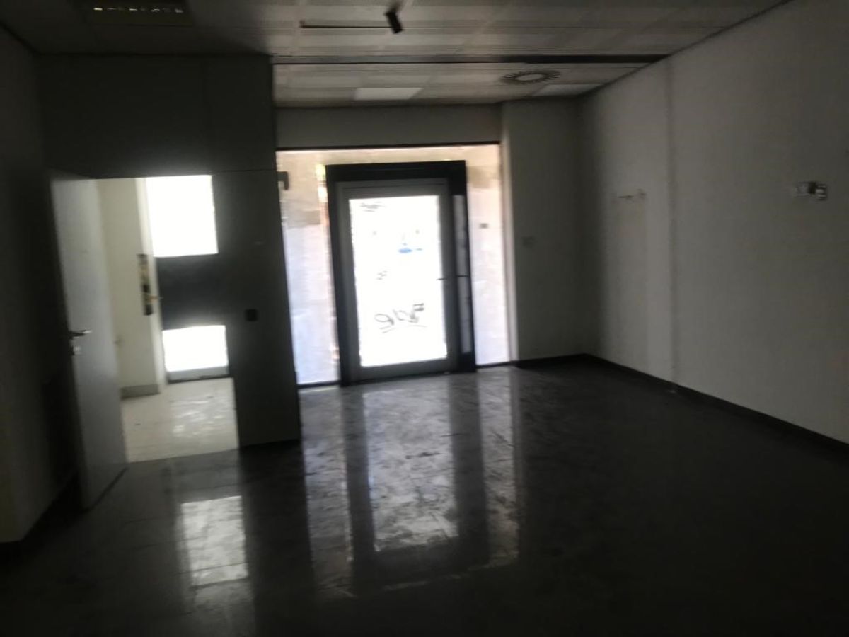 Venta de local comercial en Torrejón de Ardoz