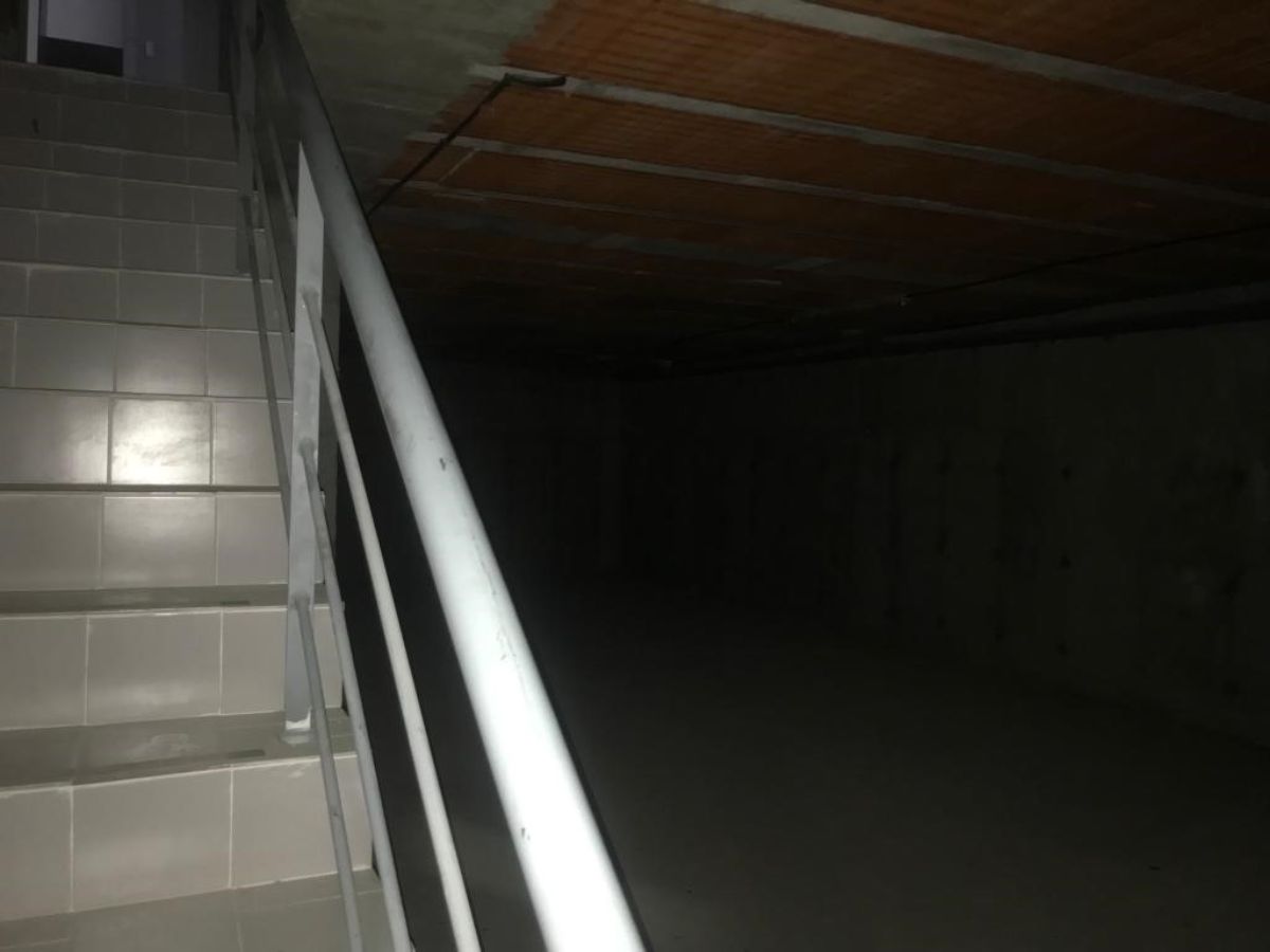 Venta de local comercial en Torrejón de Ardoz