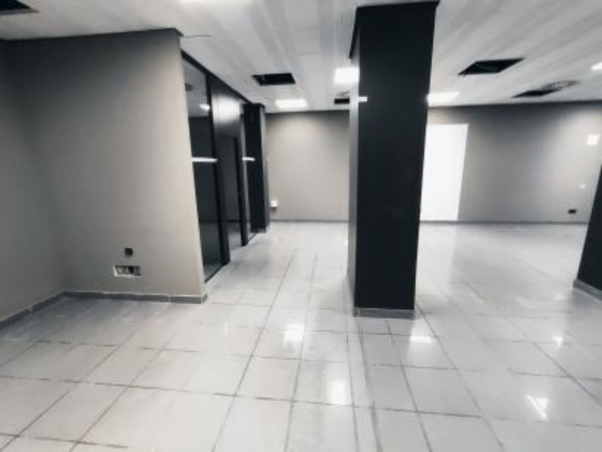 Venta de local comercial en Leganés