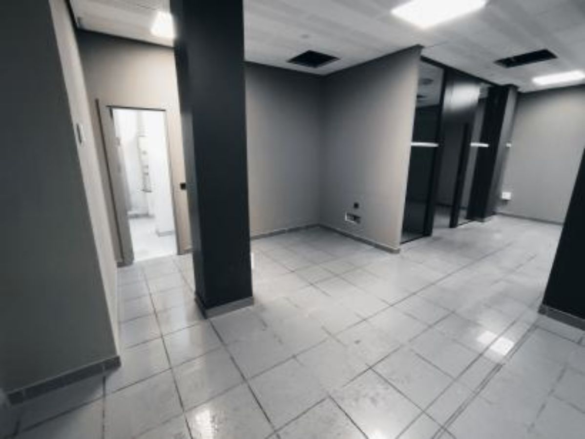 Venta de local comercial en Leganés