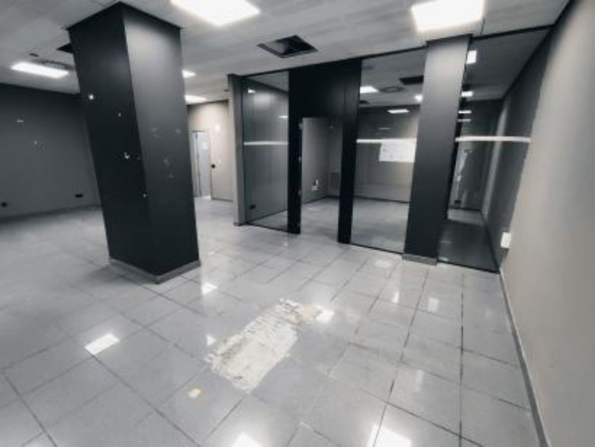 Venta de local comercial en Leganés
