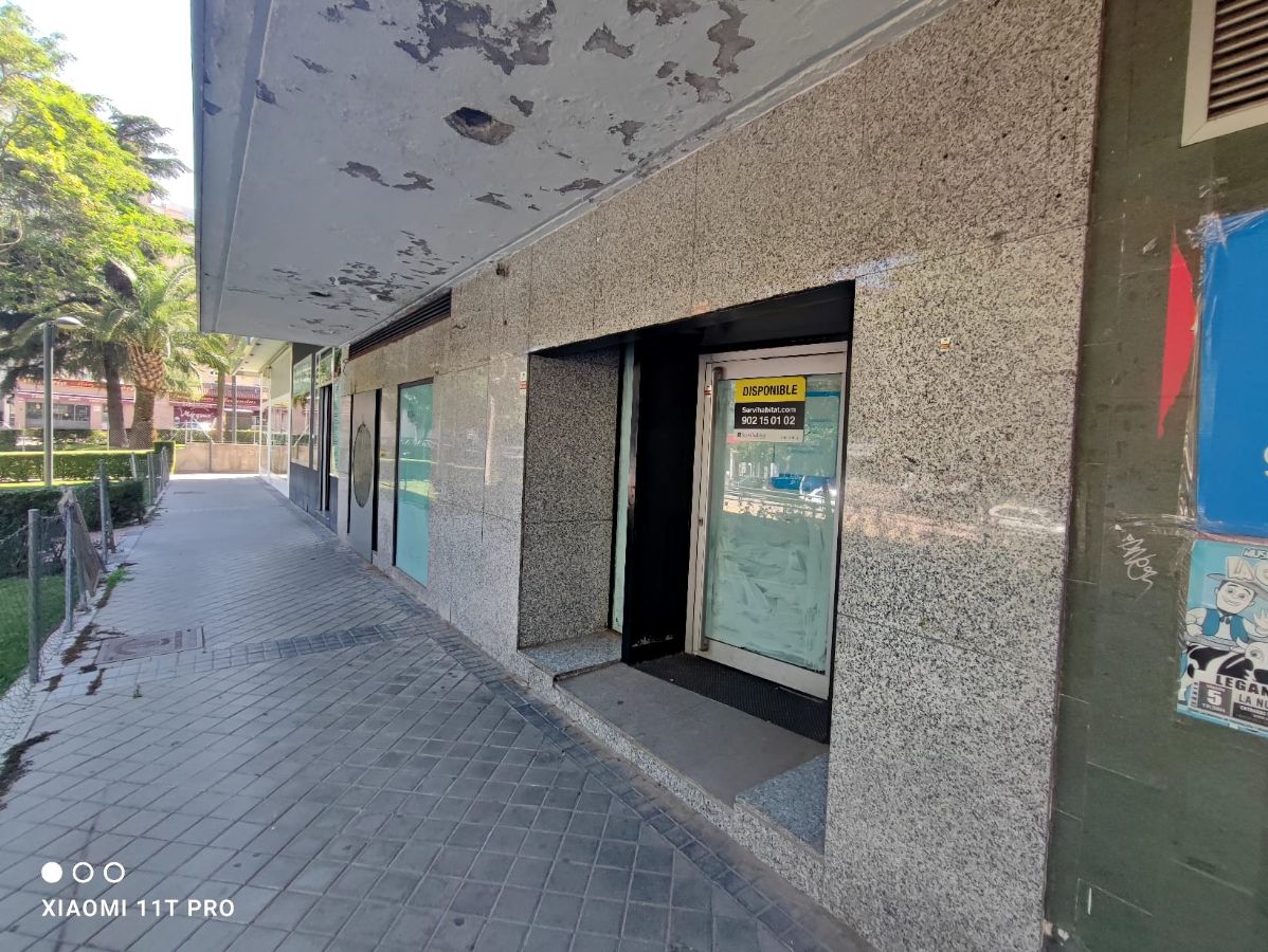 Venta de local comercial en Leganés