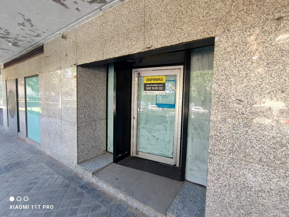 Venta de local comercial en Leganés