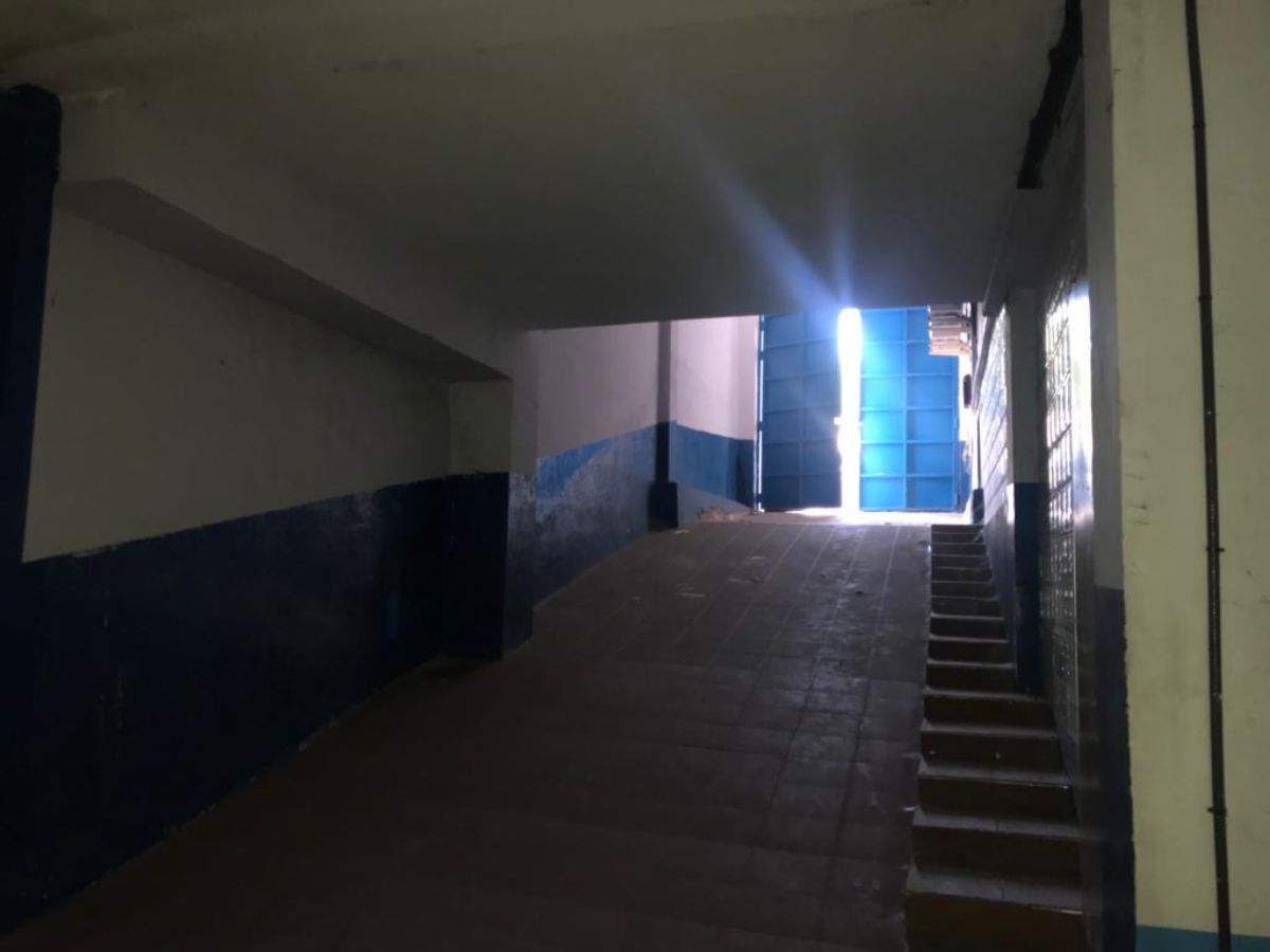 Venta de local comercial en Madrid