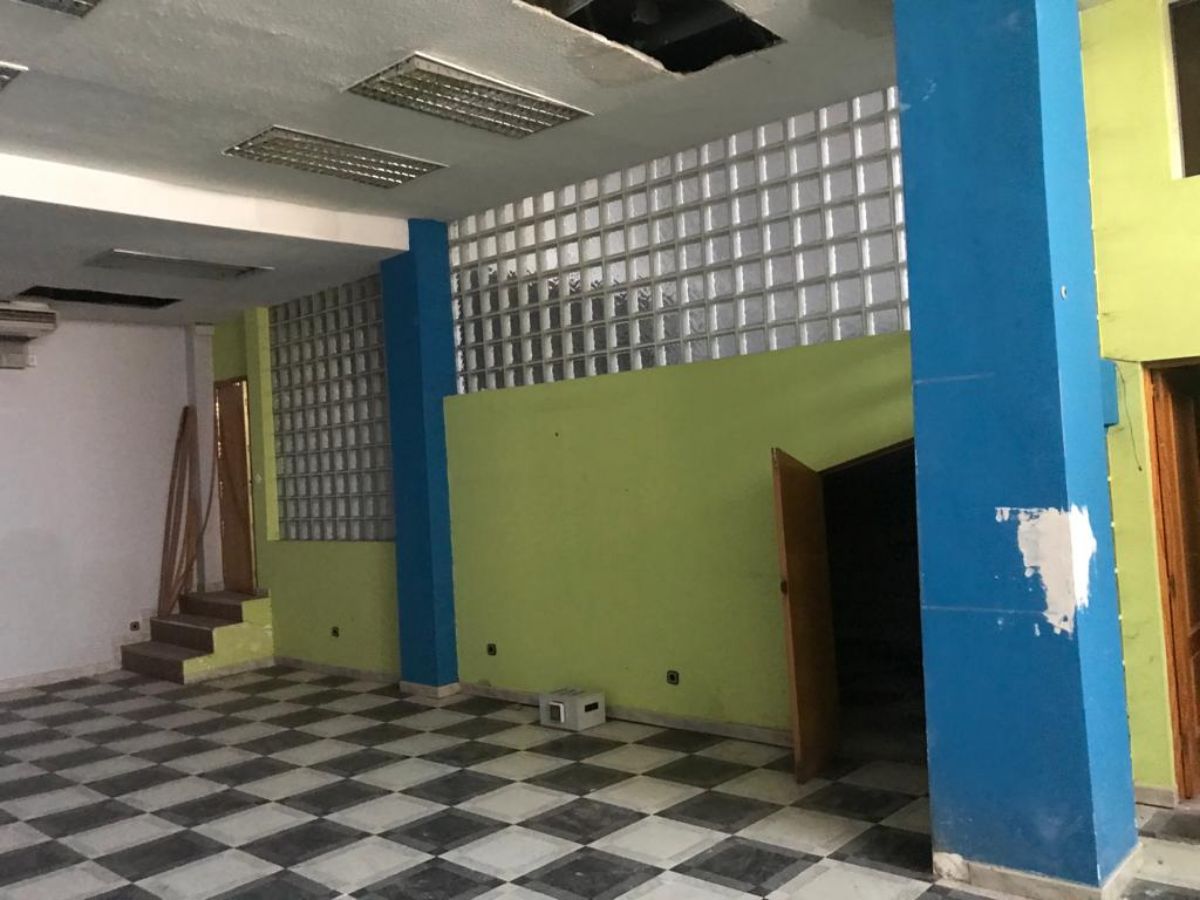Venta de local comercial en Madrid