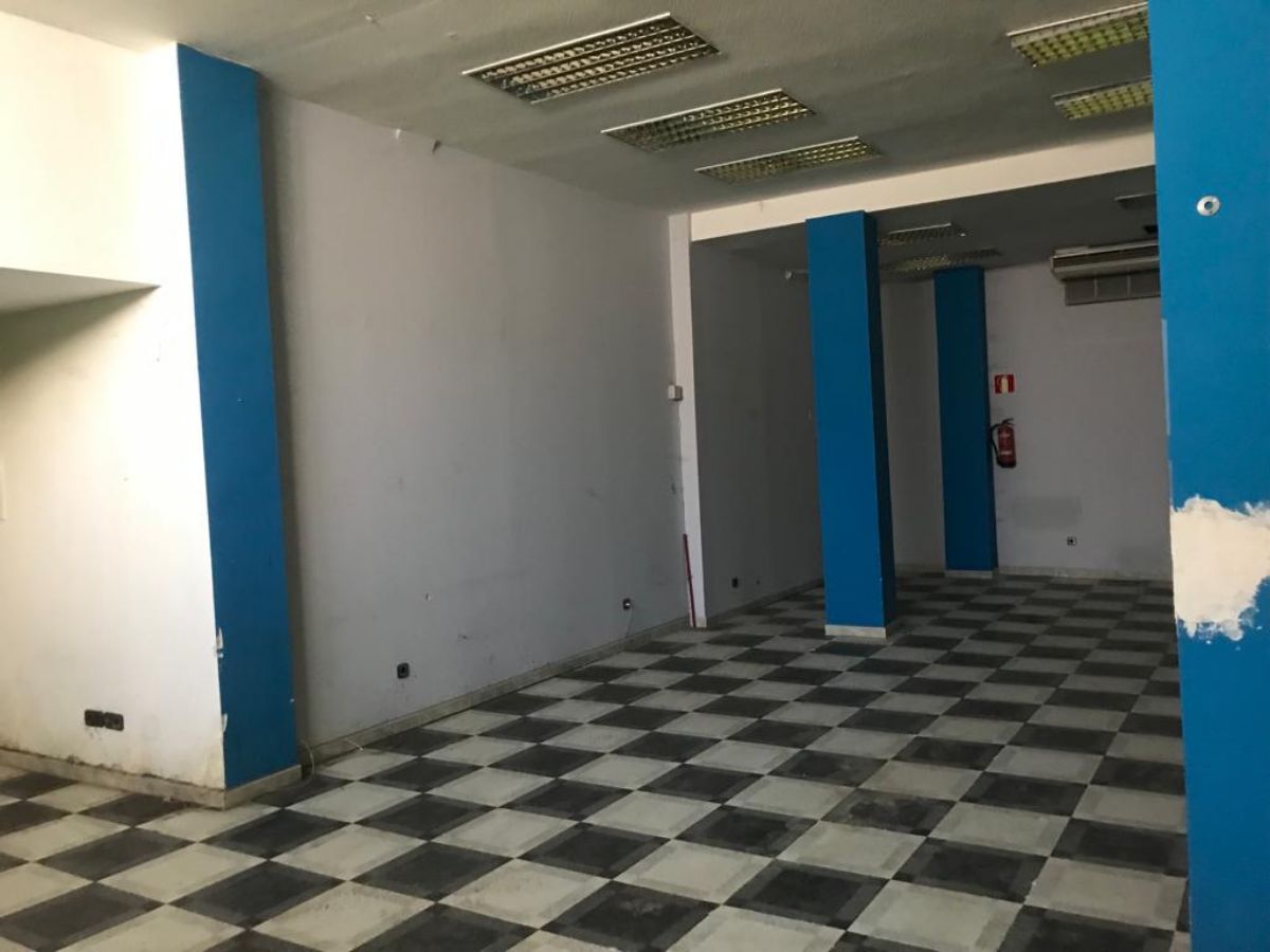 Venta de local comercial en Madrid