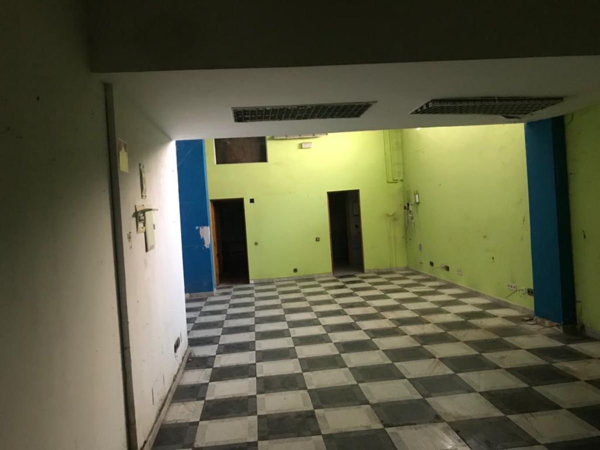 Venta de local comercial en Madrid