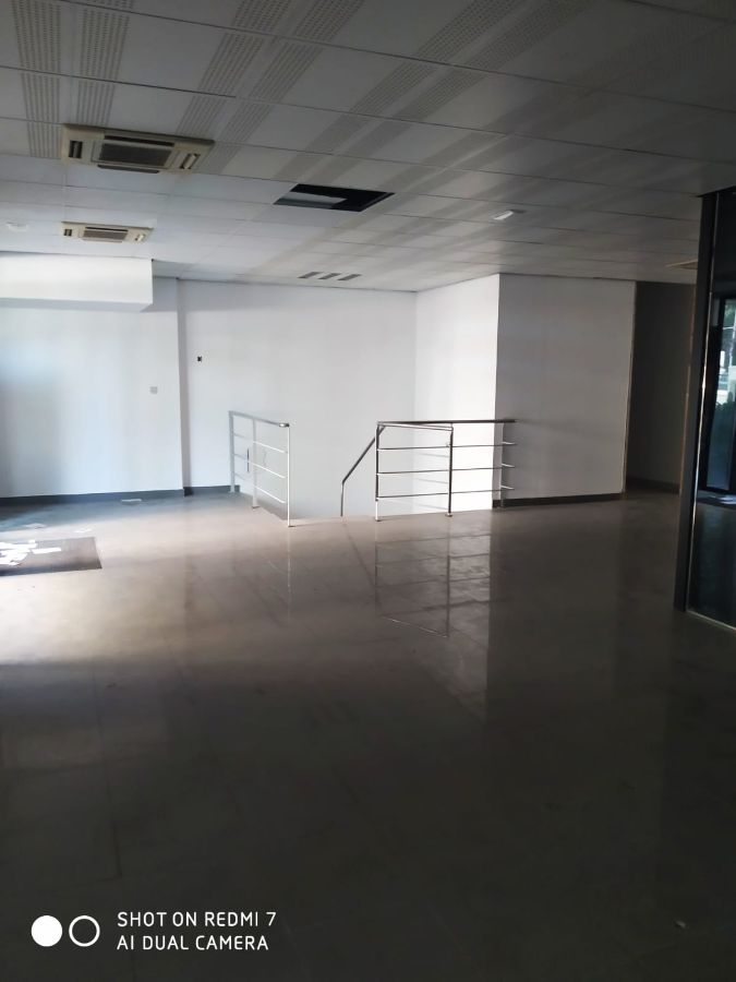 Venta de local comercial en Madrid