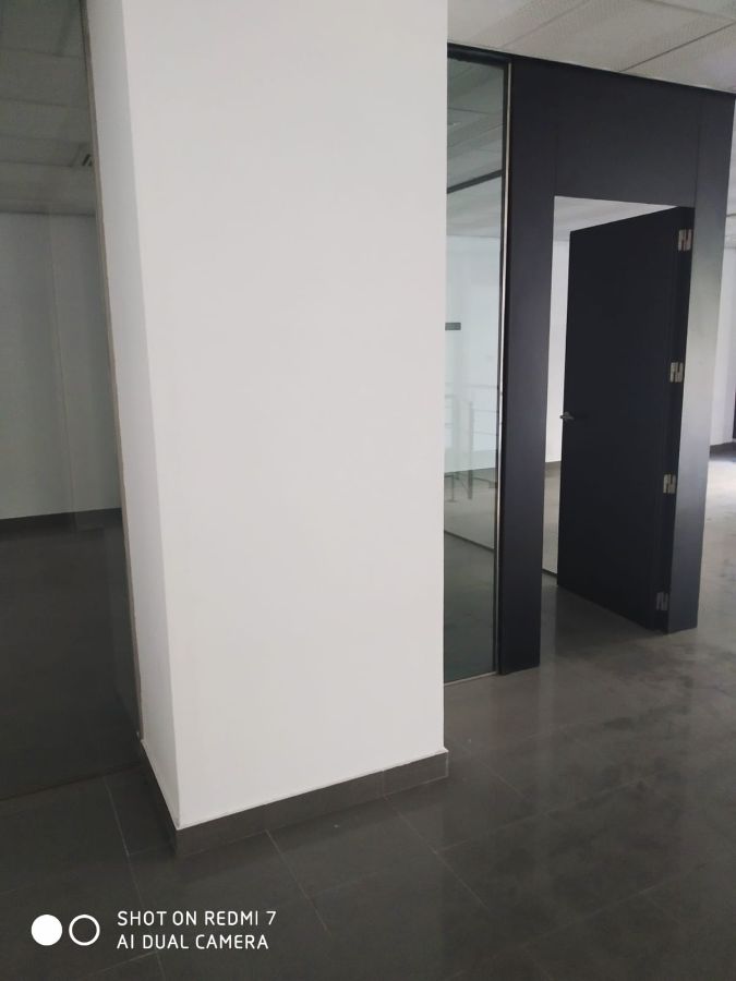 Venta de local comercial en Madrid