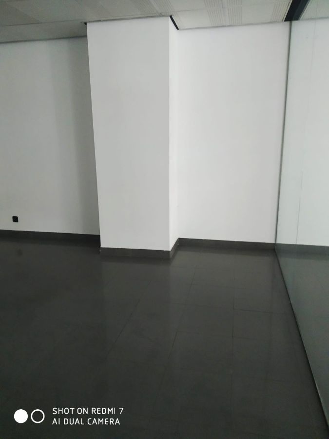 Venta de local comercial en Madrid