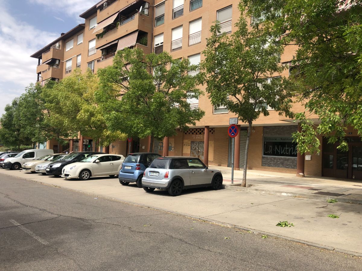 Venta de local comercial en Humanes de Madrid