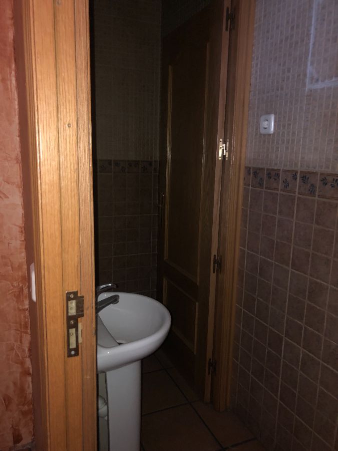 Venta de local comercial en Humanes de Madrid