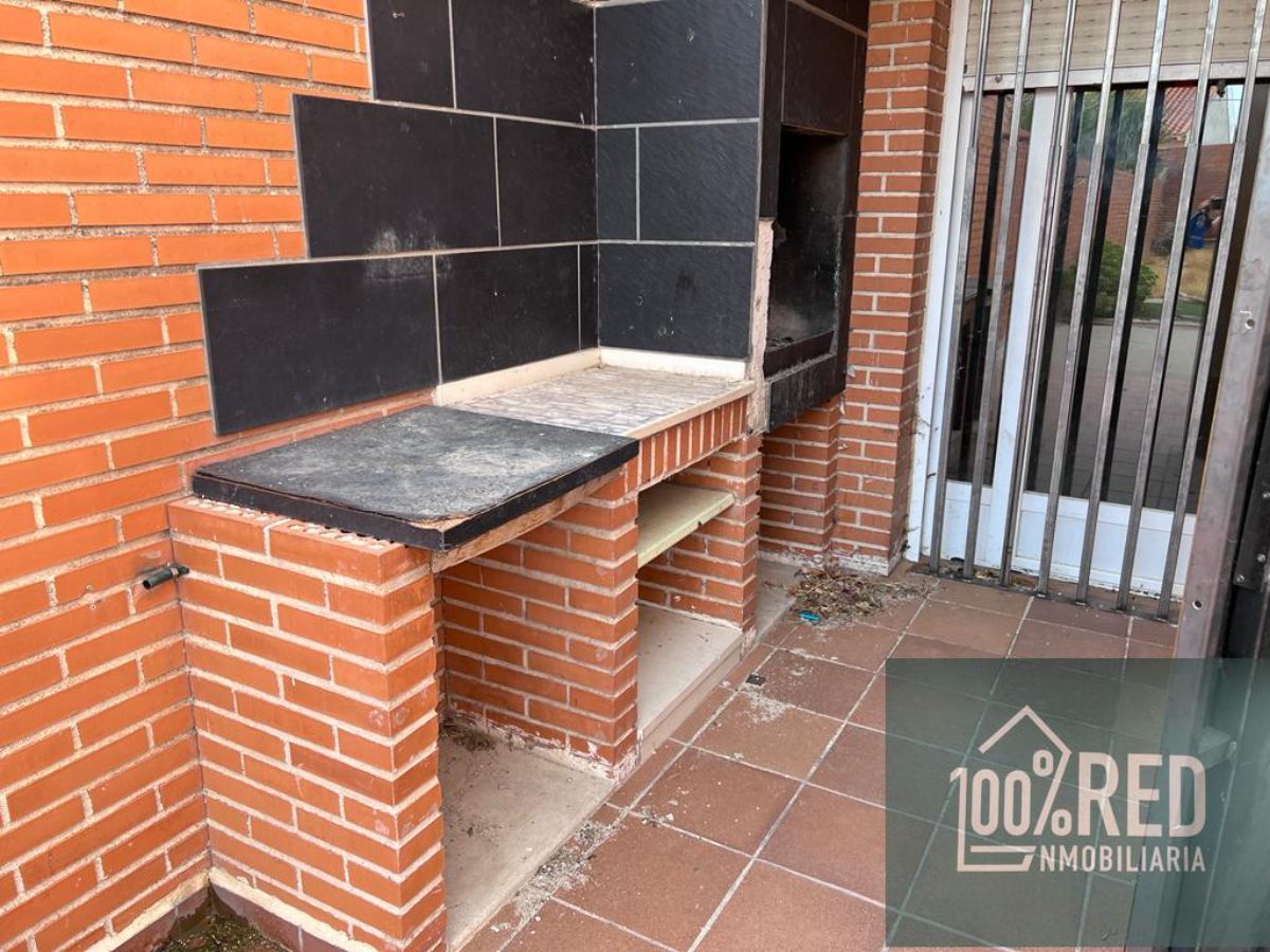 Venta de chalet en Lominchar