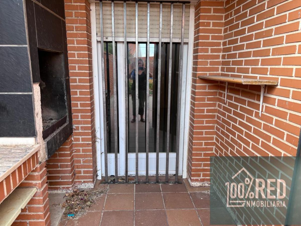 Venta de chalet en Lominchar