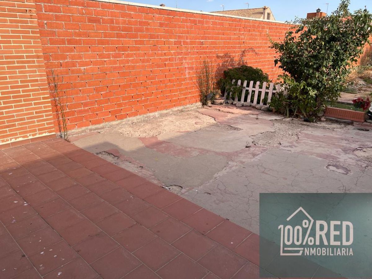 Venta de chalet en Lominchar