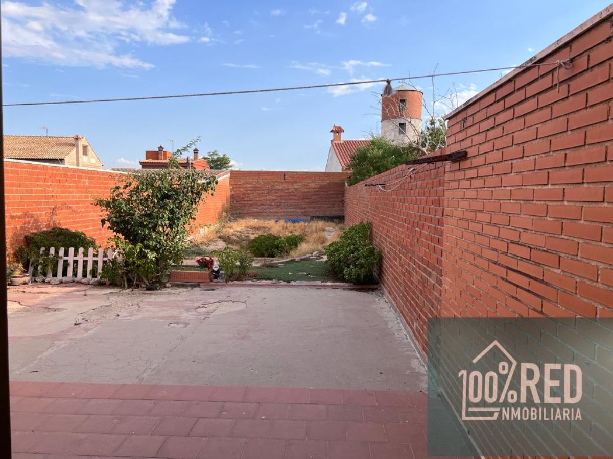 Venta de chalet en Lominchar
