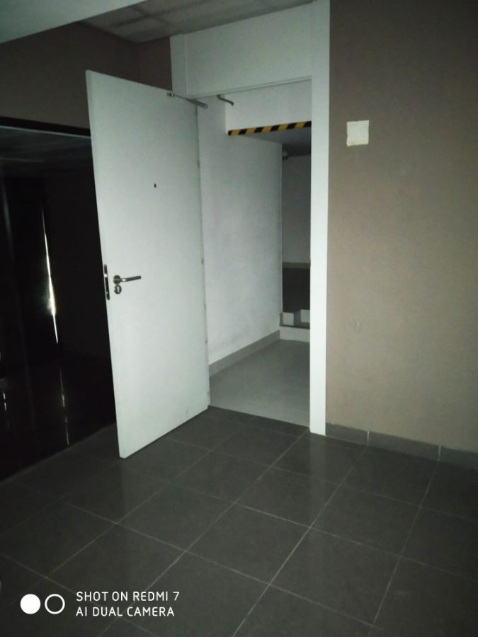 Venta de local comercial en Madrid