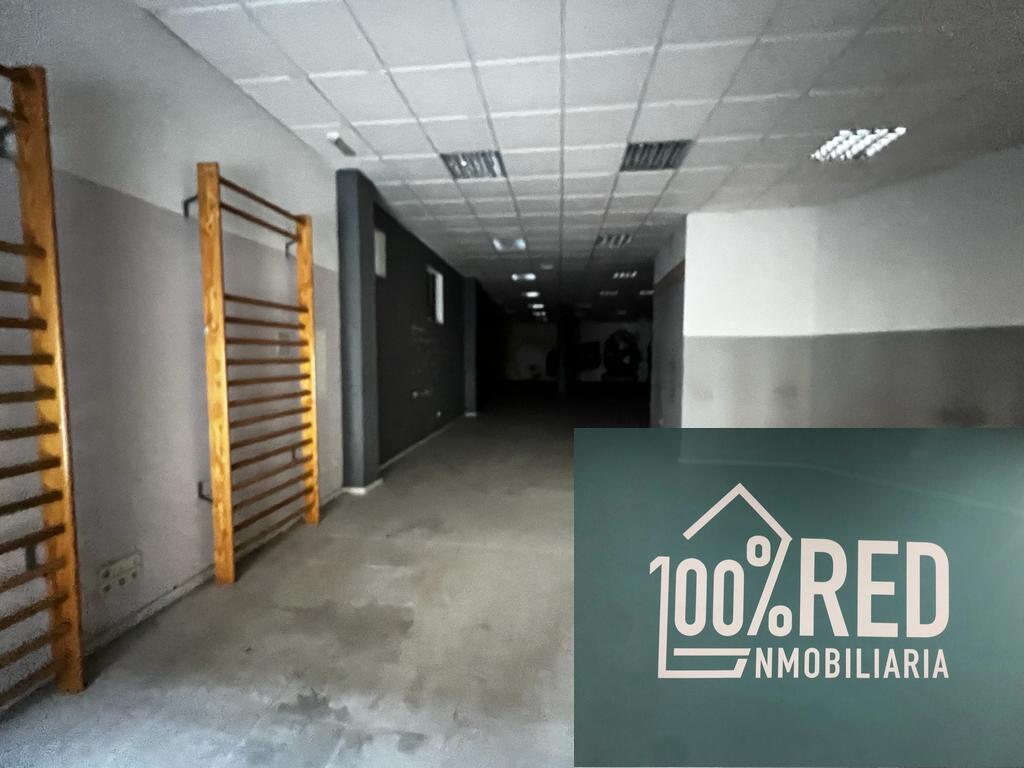 Venta de local comercial en Camarena