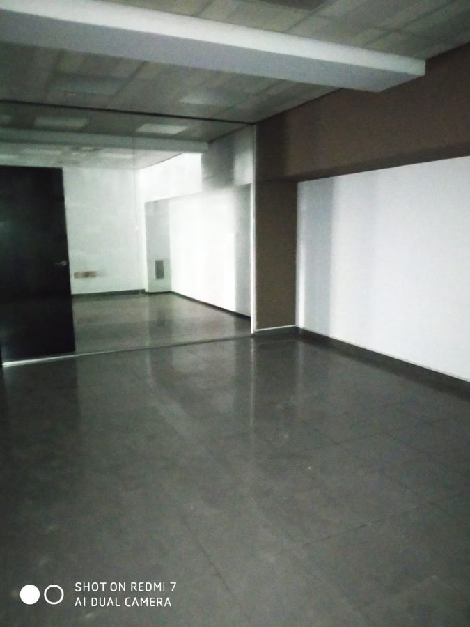 Venta de local comercial en Madrid