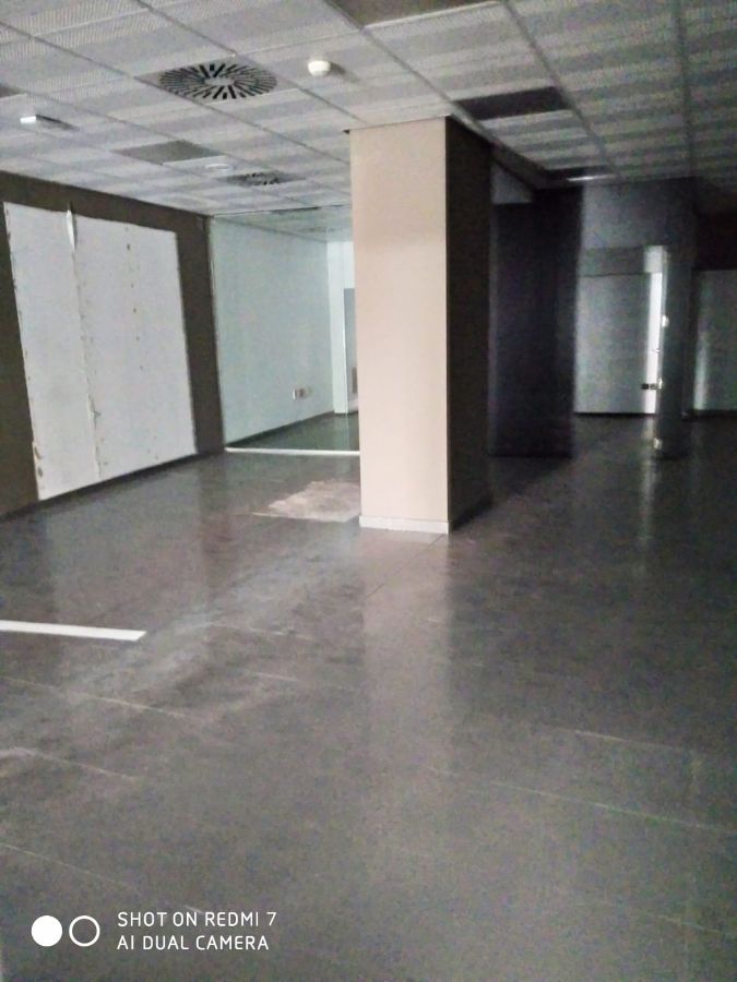 Venta de local comercial en Madrid
