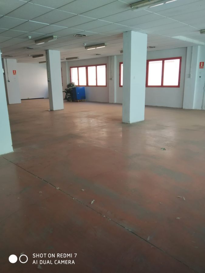 Venta de local comercial en Madrid
