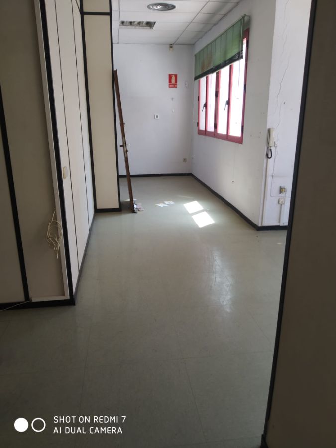 Venta de local comercial en Madrid