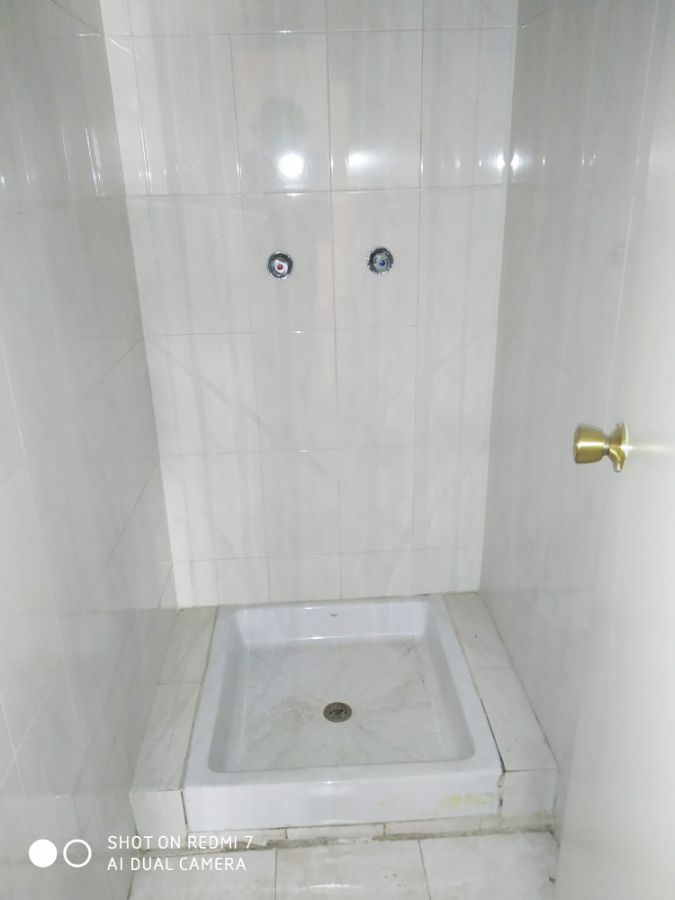 Venta de local comercial en Madrid