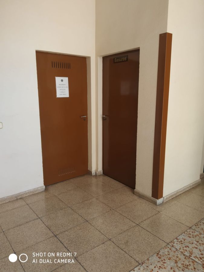 Venta de local comercial en Madrid