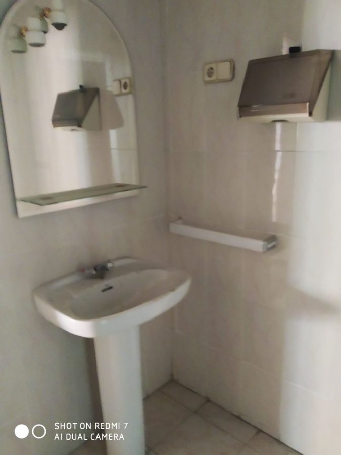 Venta de local comercial en Madrid