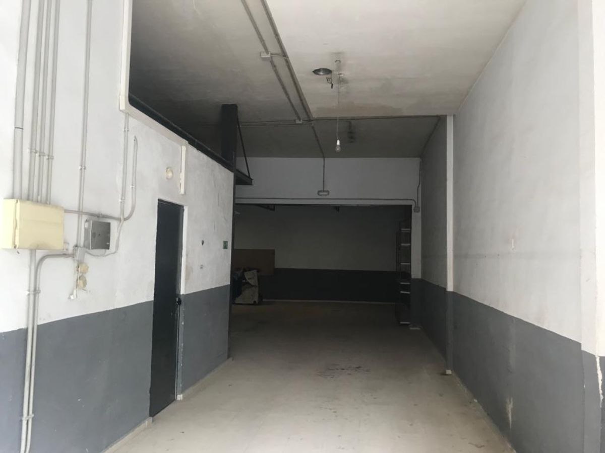 Venta de local comercial en Madrid